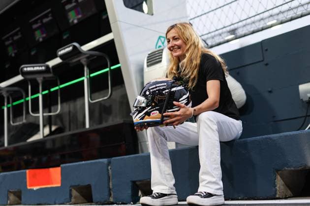 PIN Doriane (fra), Prema Racing supported by Mercedes, Tatuus F4-T-421, portrait, F1 Academy during the Formula 1 Singapore Grand Prix 2024, 18th round of the 2024 Formula One World Championship, WM, Weltmeisterschaft from September 20 to 22, 2024 on the Marina Bay Circuit, in Singapore, Singapore - F1 - SINGAPORE GRAND PRIX 2024 DPPI Panoramic 240919_R18_SINGAPORE_DP_AV3_5980
