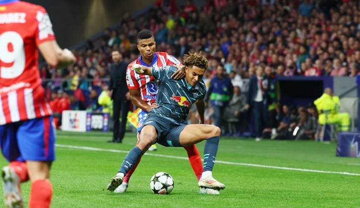 Atletico Madrid - RB Leipzig Champions League Madrid, 19.09.2024, Estadio Wanda Metropolitano, Fussball, UEFA Champions League, 1. Spieltag , Atletico Madrid vs. RB Leipzig , Im Bild: Assan Ouedraogo (20, RB Leipzig) vor Reinildo Mandava ( 23, Atletico) , Only editorial use! Foto nur zur redaktionellen Nutzung bestimmt! , UEFA regulations prohibit any use of photographs as image sequences and or quasi-video ,