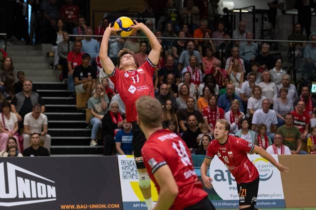 Aurel Sprenger (TV Rottenburg, 17) GER, TV Rottenburg vs TSV Grafing, Volleyball, Herren, 2. Bundesliga, Saison 24 25, 21.09.2024, GER, TV Rottenburg vs TSV Grafing, Volleyball, Herren, 2. Bundesliga, Saison 24 25, 21.09.2024 Rottenburg Copyright: xEibner-Pressefoto WolfgangxFrankx EP_WFK