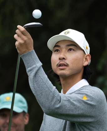September 25, 2024, Ile Bizard, Pq, Canada: International team player Min Woo Lee, from Australia, keep his eyes on a ball as he waits to tee off during practice at the Presidents Cup golf tournament at Royal Montreal Golf Club, Wednesday, Sept. 25, 2024 in Montreal. Canada News - September 25, 2024 - ZUMAc35_ 20240925_zaf_c35_016 Copyright: xRyanxRemiorzx