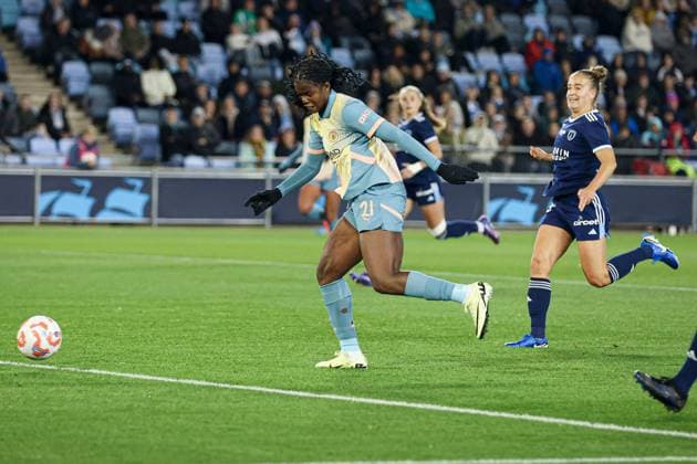 Khadija Shaw of Manchester City scores the 2nd goal Manchester City Women v Paris Women, UEFA Women s Champions League, Second Round, Second Leg, Football, Joie Stadium , Manchester, UK, 26 Sep 2024 EDITORIAL USE ONLY No use with unauthorised audio, video, data, fixture lists, club league logos or live services. Online in-match use limited to 120 images, no video emulation. No use in betting, games or single club league player publications. Copyright: xPaulxCurrie Shutterstockx 14739053v