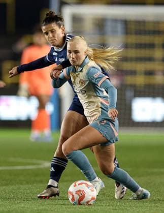 Laura Blindkilde of Manchester City and Mathilde Bourdieu of Paris FC Manchester City Women v Paris Women, UEFA Women s Champions League, Second Round, Second Leg, Football, Joie Stadium , Manchester, UK, 26 Sep 2024 EDITORIAL USE ONLY No use with unauthorised audio, video, data, fixture lists, club league logos or live services. Online in-match use limited to 120 images, no video emulation. No use in betting, games or single club league player publications. Copyright: xPaulxCurrie Shutterstockx 14739053ae