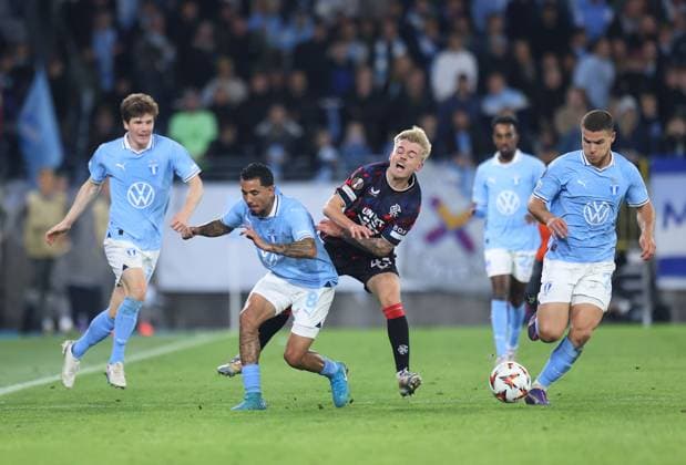 Ross McCausland of Rangers is fouled by Sergio Pena of Malmo Malmo v Rangers, UEFA Europa League, Group Stage, Football, Eleda Stadion, Malmo, Sweden, 26 Sep 2024 EDITORIAL USE ONLY No use with unauthorised audio, video, data, fixture lists, club league logos or live services. Online in-match use limited to 120 images, no video emulation. No use in betting, games or single club league player publications. Copyright: xMichaelxZemanek Shutterstockx 14739047be