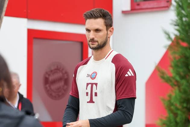 Sven Ulreich (FC Bayern Muenchen, 26) Oberkoerper, Abschlusstraining, FC Bayern Muenchen, Fussball, UEFA Champions League, 2. Spieltag, Saison 24 25, 01.10.2024, Abschlusstraining, FC Bayern Muenchen, Fussball, UEFA Champions League, 2. Spieltag, Saison 24 25, 01.10.2024 Muenchen Copyright: xEibner-Pressefoto JennixMaulx EP_JML