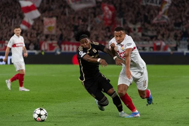 v.li. Angelo Preciado (AC Sparta Prag, 17), Jamie Leweling (VfB Stuttgart 18) GER, VfB Stuttgart vs. AC Sparta Prag, Fussball, Herren, UEFA Champions League, 2. Spieltag, Spielzeit 2024 2025, 01.10.2024, GER, VfB Stuttgart vs. AC Sparta Prag, Fussball, Herren, UEFA Champions League, 2. Spieltag, Spielzeit 2024 2025, 01.10.2024 Stuttgart Copyright: xEibner-Pressefoto WolfgangxFrankx EP_WFK
