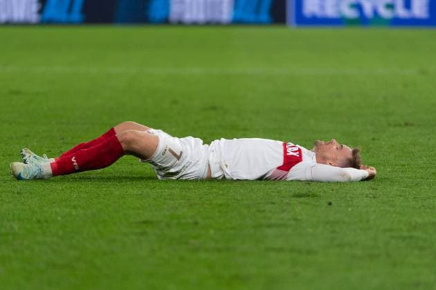 Nach Spielende Entaeuschung, frust bei Maximilian Mittelstaedt (VfB Stuttgart, 07) am boden GER, VfB Stuttgart vs. AC Sparta Prag, Fussball, Herren, UEFA Champions League, 2. Spieltag, Spielzeit 2024 2025, 01.10.2024, GER, VfB Stuttgart vs. AC Sparta Prag, Fussball, Herren, UEFA Champions League, 2. Spieltag, Spielzeit 2024 2025, 01.10.2024 Stuttgart Copyright: xEibner-Pressefoto WolfgangxFrankx EP_WFK