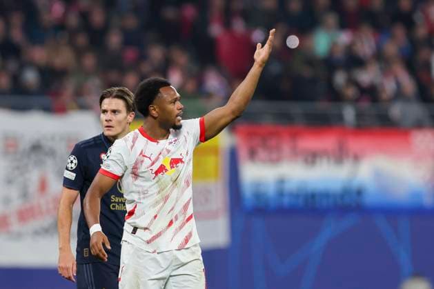 Lois Openda (RB Leipzig) gestikuliert, UEFA Champions League 2024 25 League Phase MD2, RB Leipzig v Juventus, Red Bull Arena am 02. October 2024 in Leipzig, Deutschland. (Foto von Marco Steinbrenner DeFodi Images) Lois Openda (RB Leipzig) gestures, UEFA Champions League 2024 25 League Phase MD2, RB Leipzig v Juventus, Red Bull Arena (Leipzig), October 2, 2024 in Leipzig, Germany. (Photo by Marco Steinbrenner DeFodi Images) Defodi-700_leipzig_juve_20241002_053