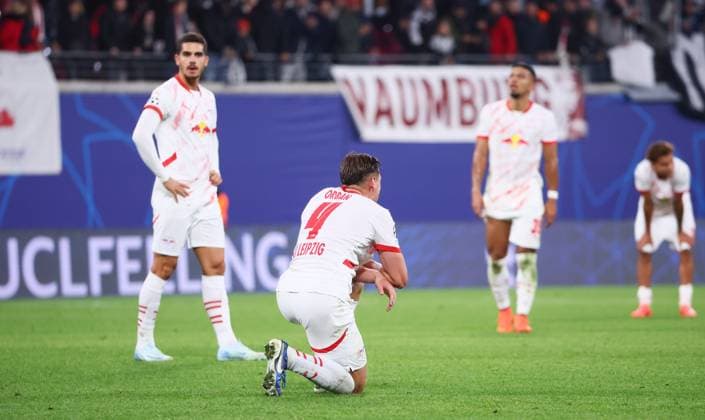 RB Leipzig - Juventus Turin Champions League Leipzig, 02.10.2024, Red Bull Arena, Fußball, UEFA Champions League, 2. Spieltag , RB Leipzig vs. Juventus Turin , Im Bild: Enttäuschung bei Leipzig nach dem Spiel. , Nur zur redaktionellen Nutzung. Only editorial use. , UEFA regulations prohibit any use of photographs as image sequences and or quasi-video. ,