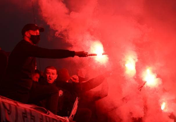 Ultras of Ferencvaros let off flares Ferencvaros v Tottenham Hotspur, UEFA Europa League, Group Stage, Football, Groupama Arena, Budapest, Hungary, 03 Oct 2024 EDITORIAL USE ONLY No use with unauthorised audio, video, data, fixture lists, club league logos or live services. Online in-match use limited to 120 images, no video emulation. No use in betting, games or single club league player publications. Copyright: xMichaelxZemanek Shutterstockx 14750796cg