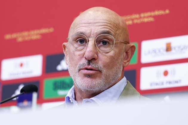 October 4, 2024, Las Rozas, Madrid, SPAIN: Luis de la Fuente, head coach of Spain Team, attends his press conference, PK, Pressekonferenz to announce the list of summoned players ahead the UEFA Nations League football matches of Spain Team against Dinamarca and Serbia at Ciudad del Futbol on October 4, 2024, in Las Rozas, Madrid, Spain. Las Rozas SPAIN - ZUMAa181 20241004_zaa_a181_001 Copyright: xDennisxAgyemanx