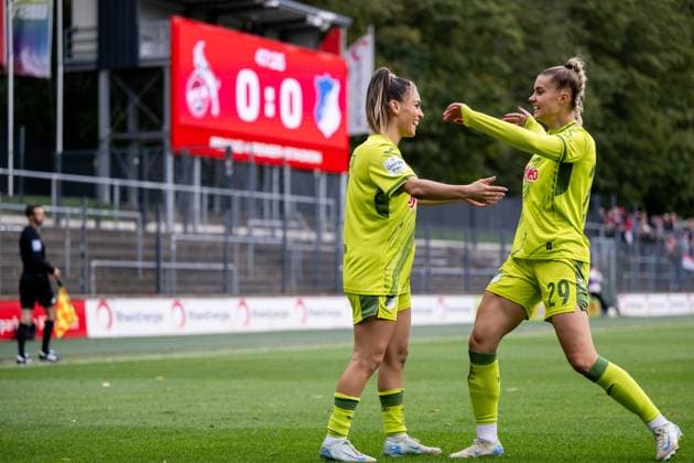 Ereleta Memeti (TSG Hoffenheim, 07), Selina Cerci (TSG Hoffenheim, 29) jubeln ueber das Tor zum 0:1, GER, 1. FC Koeln vs TSG 1899 Hoffenheim, Fussball Google Pixel Frauen Bundesliga, 6. Spieltag, Saison 2024 2025, 13.10.2024 DFB regulations prohibit any use of photographs as image sequences and or quasi-video GER, 1. FC Koeln vs TSG 1899 Hoffenheim, Fussball Google Pixel Frauen Bundesliga, 6. Spieltag, Saison 2024 2025, 13.10.2024 Koeln Copyright: xEibner-Pressefoto Memmlerx EP_MMR