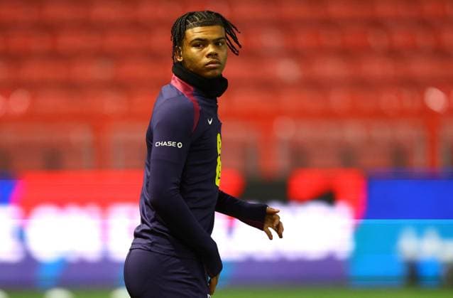 Dane Scarlett of England U21, U 21 warms up England U21 v Azerbaijan U21, UEFA U21 Championship 2025 Qualification, Group F, Football, Ashton Gate, Bristol, UK, 15 Oct 2024 EDITORIAL USE ONLY No use with unauthorised audio, video, data, fixture lists, club league logos or live services. Online in-match use limited to 120 images, no video emulation. No use in betting, games or single club league player publications. Copyright: xKieranxMcManus Shutterstockx 14785525g