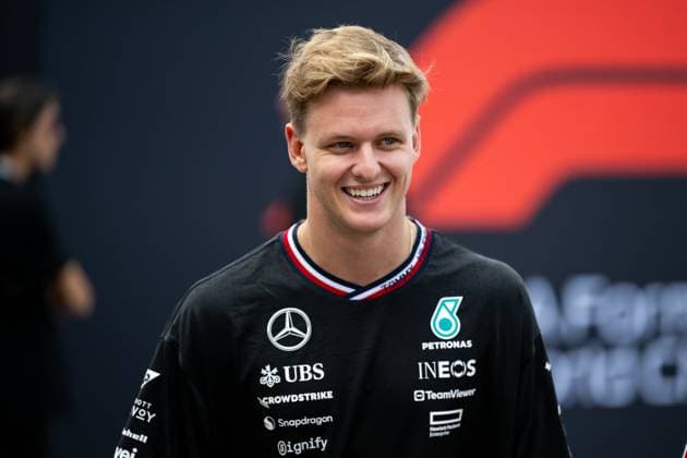 Mick Schumacher (Mercedes AMG Petronas Formula One Team, Test- und Ersatzfahrer) lacht, USA, Formel 1 Weltmeisterschaft, Grand Prix der Vereinigten Staaten von Amerika, Circuit of the Americas Austin, Media Day, 17.10.2024 USA, Formel 1 Weltmeisterschaft, Grand Prix der Vereinigten Staaten von Amerika, Circuit of the Americas Austin, Media Day, 17.10.2024 Austin Copyright: xEibner-Pressefoto Memmlerx EP_MMR