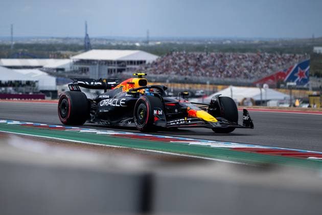 Sergio Checo Perez (Oracle Red Bull Racing, Mexiko, 11) im RedBull RB20, USA, Formel 1 Weltmeisterschaft, Pirelli Grand Prix der Vereinigten Staaten von Amerika, Circuit of the Americas Austin, Freies Training, 18.10.2024 USA, Formel 1 Weltmeisterschaft, Pirelli Grand Prix der Vereinigten Staaten von Amerika, Circuit of the Americas Austin, Freies Training, 18.10.2024 Austin Copyright: xEibner-Pressefoto Memmlerx EP_MMR