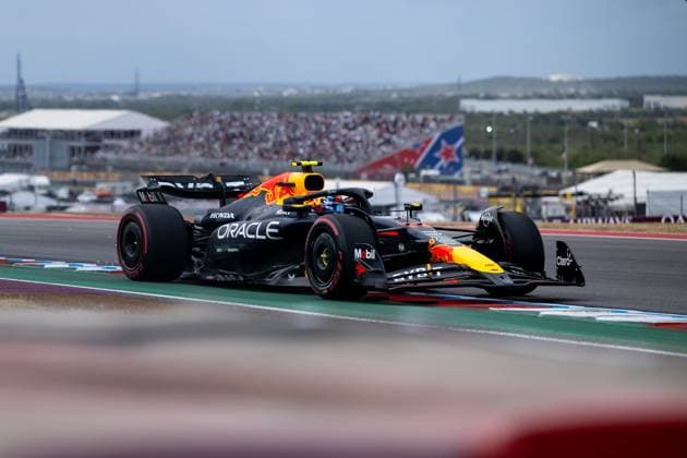 Sergio Checo Perez (Oracle Red Bull Racing, Mexiko, 11) im RedBull RB20, USA, Formel 1 Weltmeisterschaft, Pirelli Grand Prix der Vereinigten Staaten von Amerika, Circuit of the Americas Austin, Freies Training, 18.10.2024 USA, Formel 1 Weltmeisterschaft, Pirelli Grand Prix der Vereinigten Staaten von Amerika, Circuit of the Americas Austin, Freies Training, 18.10.2024 Austin Copyright: xEibner-Pressefoto Memmlerx EP_MMR