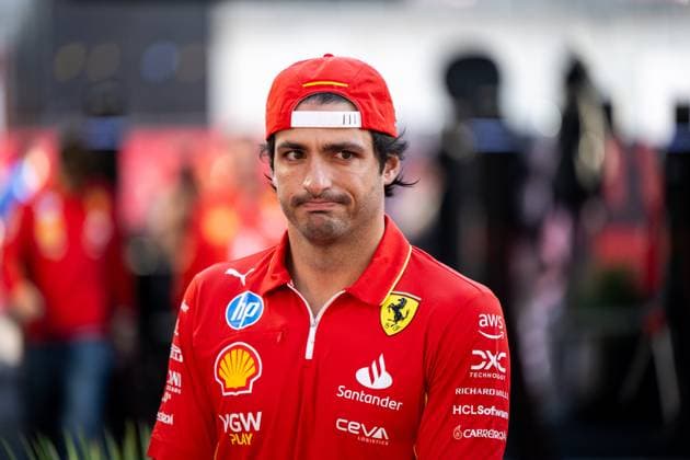 Carlos Sainz (Scuderia Ferrari HP, Spanien, 55), USA, Formel 1 Weltmeisterschaft, Pirelli Grand Prix der Vereinigten Staaten von Amerika, Circuit of the Americas Austin, Ankunft der Fahrer, 20.10.2024 USA, Formel 1 Weltmeisterschaft, Pirelli Grand Prix der Vereinigten Staaten von Amerika, Circuit of the Americas Austin, Ankunft der Fahrer, 20.10.2024 Austin Copyright: xEibner-Pressefoto Memmlerx EP_MMR