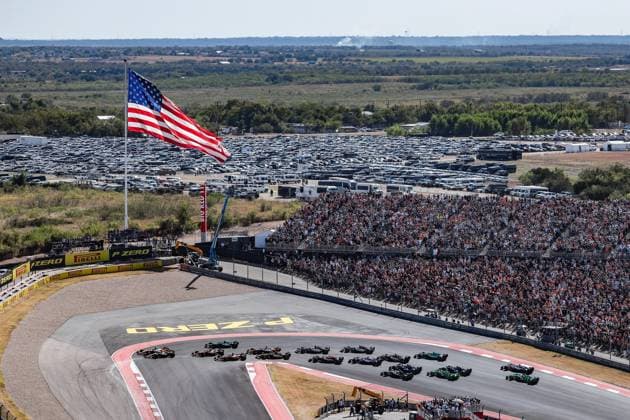 Start, 1 Max Verstappen (NLD, Oracle Red Bull Racing), 4 Lando Norris (GBR, McLaren Formula 1 Team), 55 Carlos Sainz (ESP, Scuderia Ferrari HP), 16 Charles Leclerc (MCO, Scuderia Ferrari HP), F1 Grand Prix of USA at Circuit of The Americas on October 20, 2024 in Austin, United States of America. (Photo by HOCH ZWEI) Austin United States of America