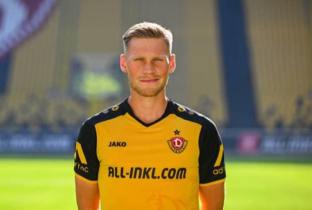 Jonas Sterner, Kopf, Kopffoto, Porträt, Porträtfoto, Porträt, Fototermin, Fotoshooting, SG Dynamo Dresden, Fußball, Fussball, 3. Liga, Saison 2024 2025, Rudolf-Harbig-Stadion Dresden, 18.09.2024,