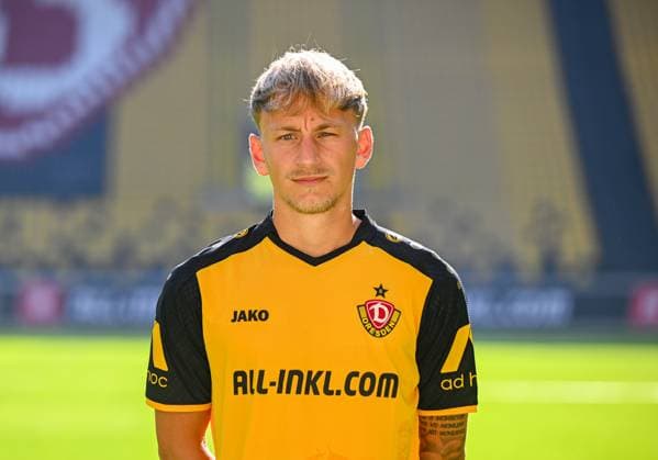 Sascha Risch, Kopf, Kopffoto, Porträt, Porträtfoto, Porträt, Fototermin, Fotoshooting, SG Dynamo Dresden, Fußball, Fussball, 3. Liga, Saison 2024 2025, Rudolf-Harbig-Stadion Dresden, 18.09.2024,