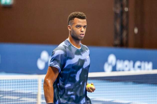 Giovanni Mpetshi Perricard (FRA) , Tennis, Swiss Indoors ATP, Tennis Herren World Tour 500), 1 16 Finals Einzel, 2024, James Duckworth (AUS) vs. Giovanni Mpetshi Perricard (FRA), 21.10.2024, St. Jakobshalle, Basel, Schweiz Basel St. Jakobshalle BS Schweiz Copyright: xGrantxHubbsx