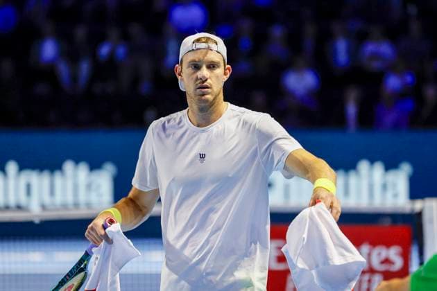 Nicolas Jarry (CHI) , Tennis, Swiss Indoors ATP, Tennis Herren World Tour 500), 1 16 Finals Einzel, 2024, Nicolas Jarry (CHI) vs. Holger Rune (DEN), 22.10.2024, St. Jakobshalle, Basel, Schweiz Basel St. Jakobshalle BS Schweiz Copyright: xGrantxHubbsx