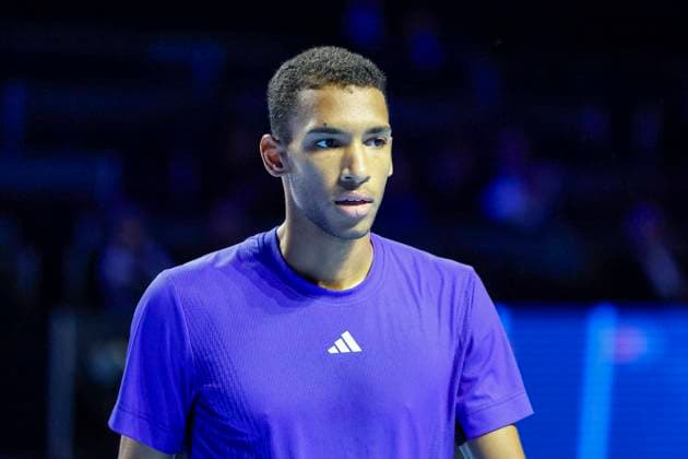 Felix Auger-Aliassime (CAN) , Tennis, Swiss Indoors ATP, Tennis Herren World Tour 500), 1 16 Finals Einzel, 2024, Felix Auger-Aliassime (CAN) vs. Sebastian Baez (ARG), 23.10.2024, St. Jakobshalle, Basel, Schweiz Basel St. Jakobshalle BS Schweiz Copyright: xGrantxHubbsx