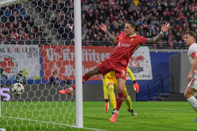 GER, Sachsen, Leipzig, Champions League RB Leipzig gegen FC Liverpool, CHL, UCL, Spieltag, Spielzeit 2024 2025, RB Arena, v.l. im Bild: Darwin Nunez (FC Liverpool - 09), Tor zum 0:1, 23.10.2024, Copyright: HMBxMedia UwexKoch
