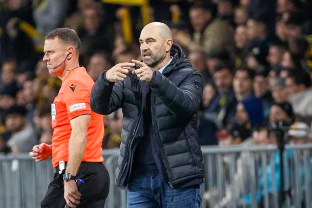 Joël Magnin, Joel Magnin (BSC Young Boys, Trainer) , Fussball, UEFA Champions League, 3. Spieltag, 2024 2025, Young Boys Bern vs. Inter Mailand, 23.10.2024, Stadion Wankdorf, Bern, Schweiz Bern Stadion Wankdorf Kanton Bern Schweiz Copyright: xGrantxHubbsx