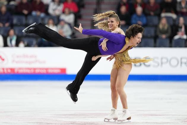 Sport Bilder des Tages October 26, 2024, Halifax, Ns, Canada: Ice Dancers Emilea Zingas and Vadym Kolesnik, of the United States, compete in rhythm dance at the Skate Canada International Figure skating, Eiskunstlauf competition in Halifax on Saturday, October 26, 2024. Emilea Zingas, Vadym Kolesnik - ZUMAc35_ 20241026_zaf_c35_015 Copyright: xDarrenxCalabresex