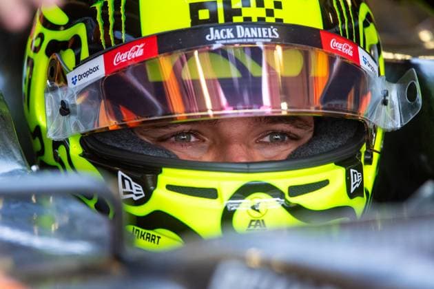 Lando Norris (McLaren Formula 1 Team, Großbritannien, 04) in der Box im Cockpit, MEX, Formel 1 Weltmeisterschaft, Grand Prix von Mexiko City, Autodromo Hermanos Rodriguez, Freies Training, 26.10.2024 MEX, Formel 1 Weltmeisterschaft, Grand Prix von Mexiko City, Autodromo Hermanos Rodriguez, Freies Training, 26.10.2024 Mexico City Copyright: xEibner-Pressefoto Memmlerx EP_MMR