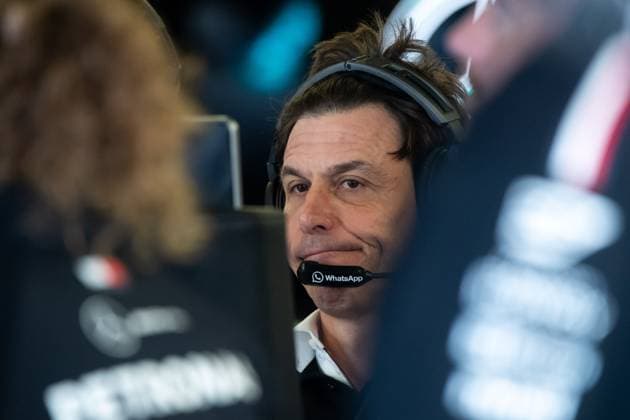Toto Wolff (Mercedes AMG Petronas Formula One Team, Teamchef) in der Box, MEX, Formel 1 Weltmeisterschaft, Grand Prix von Mexiko City, Autodromo Hermanos Rodriguez, Freies Training, 26.10.2024 MEX, Formel 1 Weltmeisterschaft, Grand Prix von Mexiko City, Autodromo Hermanos Rodriguez, Freies Training, 26.10.2024 Mexico City Copyright: xEibner-Pressefoto Memmlerx EP_MMR