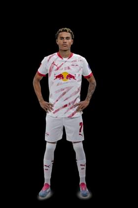 Achtung: Redaktionelle Nutzung honorarfrei - Attention: Free of charge for editorial use - Antonio Nusa RB Leipzig Porträttermin Saison 2024 2025, Herren, 1.BL, RB Leipzig, Porträt, Vorstellung, Präsentation, Pressetermin, Fußball, GER, RedBull, Red Bull, RBL; Shooting, Studio, Studioshooting, Freisteller, xptt