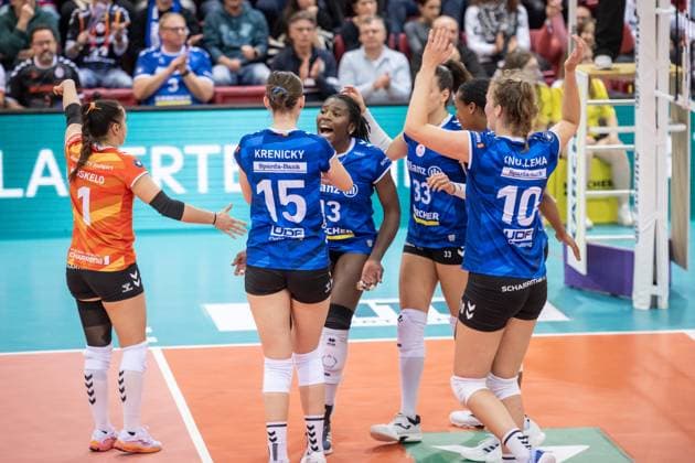 Krystal Rivers (Allianz MTV Stuttgart, 13), Mitte - Jubelschrei GER, Allianz MTV Stuttgart vs. Dresdner SC Volleyball Bundesliga, VBL, Spielzeit 2024 2025, 02.11.2024 GER, Allianz MTV Stuttgart vs. Dresdner SC Volleyball Bundesliga, VBL, Spielzeit 2024 2025, 02.11.2024 Stuttgart Copyright: xSandyxDinkelackerx EP_SDR