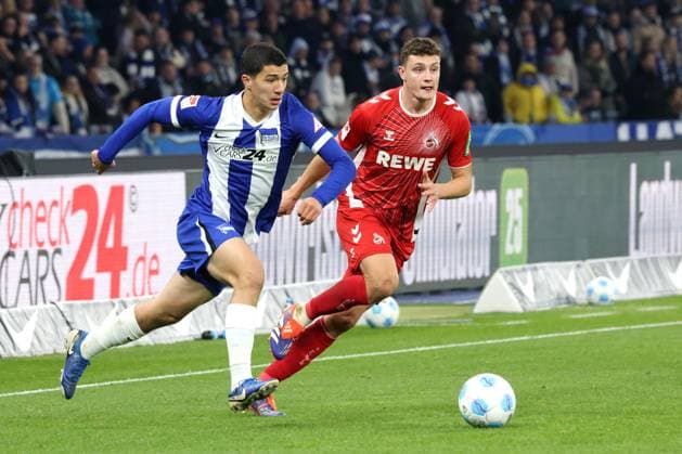 DEU, DFL, 2. FBL, Hertha BSC vs. 1.FC Koeln, 02.11.2024, Berliner Olympiastadion, Berlin, DEU, DFL, 2. FBL, Hertha BSC vs. 1.FC Koeln, im Bild Ibrahim Maza (Hertha BSC Berlin 10), Eric Martel (1.FC Koeln 6) DFL - regulations prohibit any use of Photographs as image sequences and or quasi-video Foto: Juergen Engler nordphoto GmbH