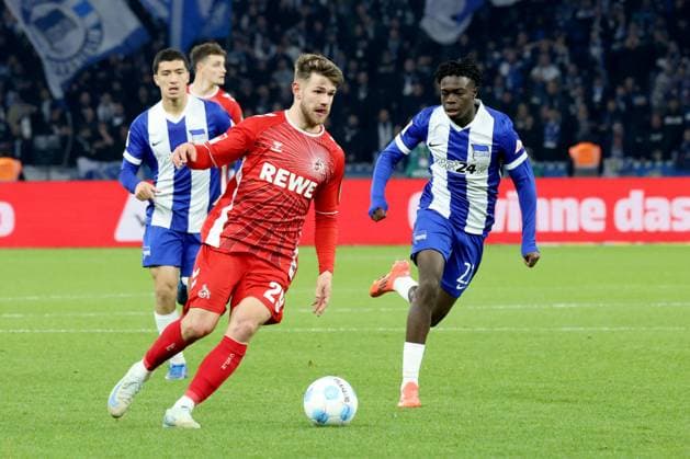 DEU, DFL, 2. FBL, Hertha BSC vs. 1.FC Koeln, 02.11.2024, Berliner Olympiastadion, Berlin, DEU, DFL, 2. FBL, Hertha BSC vs. 1.FC Koeln, im Bild Boris Lum (Hertha BSC Berlin 21), Jan Uwe Thielmann (1.FC Koeln 29) DFL - regulations prohibit any use of Photographs as image sequences and or quasi-video Foto: Juergen Engler nordphoto GmbH