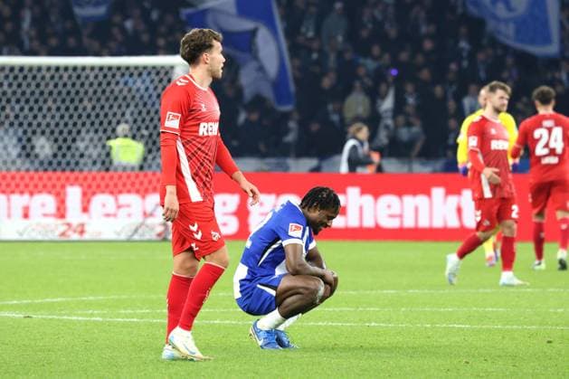 DEU, DFL, 2. FBL, Hertha BSC vs. 1.FC Koeln, 02.11.2024, Berliner Olympiastadion, Berlin, DEU, DFL, 2. FBL, Hertha BSC vs. 1.FC Koeln, im Bild Deyovaisio Zeefuik (Hertha BSC Berlin 42), Luca Waldschmidt (1.FC Koeln 9) DFL - regulations prohibit any use of Photographs as image sequences and or quasi-video Foto: Juergen Engler nordphoto GmbH