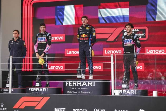 VERSTAPPEN Max (ned), Red Bull Racing RB20, OCON Esteban (fra), Alpine F1 Team A524, GASLY Pierre (fra), Alpine F1 Team A524, portrait, podium during the Formula 1 Grande Premio de Sao Paulo 2024, 21th round of the 2024 Formula One World Championship, WM, Weltmeisterschaft from November 1 to 3, 2024 on the Interlagos Circuit, in Sao Paulo, Brazil - F1 - SAO PAULO GRAND PRIX 2024 DPPI Panoramic 241103_R21_BRASILE_DP_XB5_4137