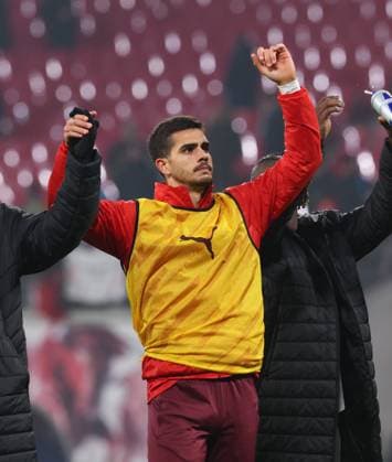 Leipzig, 09.11.2024, Red Bull Arena, Fußball, 1.Bundesliga, 10.Spieltag , RB Leipzig vs. VfL Borussia Mönchengladbach 0:0 , Im Bild: Leipzig nach dem Spiel. Andre Silva (19, RB Leipzig). , Nur zur redaktionellen Nutzung. Only editorial use. , DFL DFB regulations prohibit any use of photographs as image sequences and or quasi-video. ,