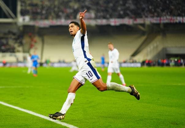 Jude Bellingham of England celebrates after the second goal Greece v England, UEFA Nations League, League B, Group 2, Football, Olympic Stadium, Athens, Greece - 14 Nov 2024 EDITORIAL USE ONLY No use with unauthorised audio, video, data, fixture lists, club league logos or live services. Online in-match use limited to 120 images, no video emulation. No use in betting, games or single club league player publications. Copyright: xJavierxGarcia Shutterstockx 14902321av