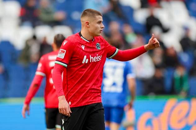 Nicolo Tresoldi (Hannover 96) jubelt, 2. Bundesliga, Hannover 96 vs SV Darmstadt 98, Heinz von Heiden Arena am 23. November 2024 in Hannover, Deutschland. (Foto von Marco Steinbrenner DeFodi Images) Nicolo Tresoldi (Hannover 96) cheers, 2. Bundesliga, Hannover 96 vs SV Darmstadt 98, Heinz von Heiden Arena, November 23, 2024 in Hanover, Germany. (Photo by Marco Steinbrenner DeFodi Images) DFB DFL REGULATIONS PROHIBIT ANY USE OF PHOTOGRAPHS AS IMAGE SEQUENCES AND OR QUASI-VIDEO. Defodi-700_hannover_darmstadt_20241123_026