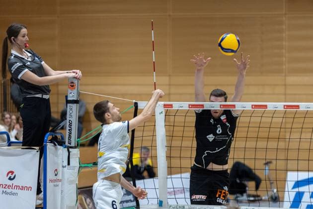 Max Bibrack (SV Schwaig, 06), Niklas Lichtenauer (TV Rottenburg, 08), SV Schwaig Volleyball - TV Rottenburg, Volleyball, 2. Bundesliga Sued, 6. Spieltag, 23.11.2024 SV Schwaig Volleyball - TV Rottenburg, Volleyball, 2. Bundesliga Sued, 6. Spieltag, 23.11.2024 Schwaig Copyright: xEibner-Pressefoto G.xSantemizx EP_GSZ