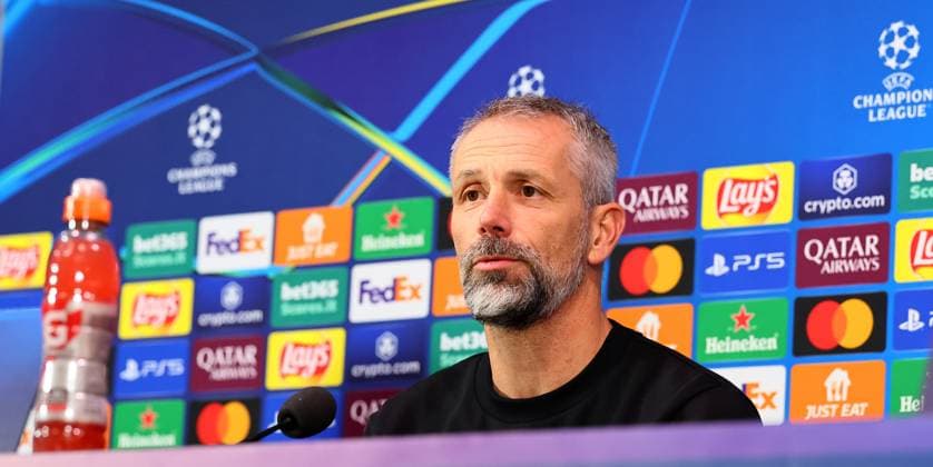 RB Leipzig - Pressekonferenz Champions League Mailand, 25.11.2024, Giuseppe-Meazza-Stadion, Fussball, Champions League, Matchday-1, RB Leipzig vs. Inter Mailand am 26 11 2024 , RB Leipzig Pressekonferenz , Im Bild: Trainer Marco Rose, RB Leipzig ,