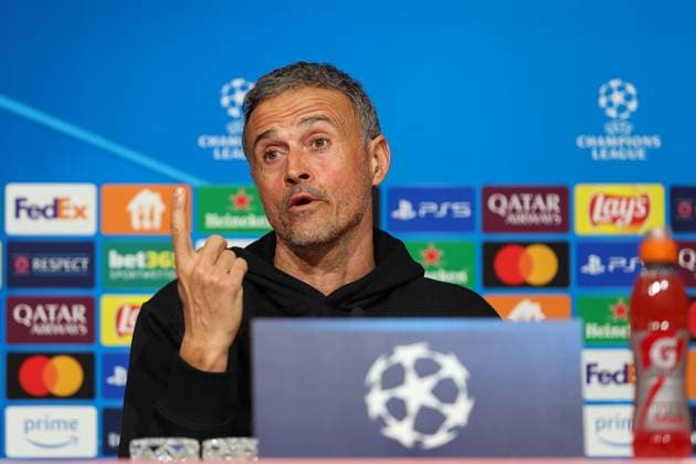 Luis Enrique Martinez Garcia (Paris Saint-Germain, PSG, Head-Coach) bei der Pressekonferenz, Ger, Internationale Pressekonferenz, Paris Saint-Germain, PSG, Fussball, UEFA Champions League, 5. Spieltag, Saison 2024 2025, 25.11.2024, Ger, Internationale Pressekonferenz, Paris Saint-Germain, PSG, Fussball, UEFA Champions League, 5. Spieltag, Saison 2024 2025, 25.11.2024 Muenchen Copyright: xEibner-Pressefoto JennixMaulx EP_JML