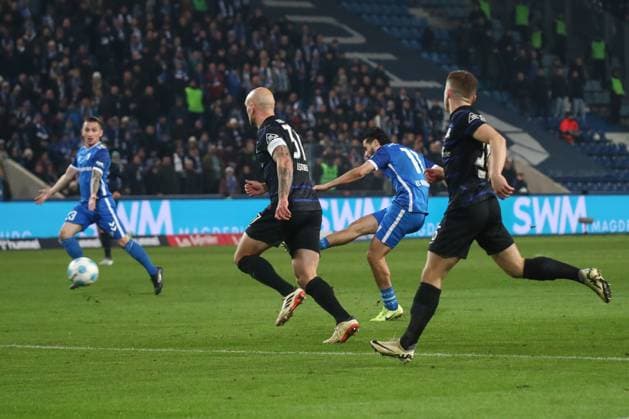 29.11.2024, xgox, Fussball 2. Bundesliga, 1. FC Magdeburg - Hertha BSC Berlin emspor, v.l. Mohammed El Hankouri (Magdeburg, 11) schiesst Tor, schießt, Torschuetze, erzielt Tor, Treffer, scores the goal 1:0 (DFL DFB REGULATIONS PROHIBIT ANY USE OF PHOTOGRAPHS as IMAGE SEQUENCES and or QUASI-VIDEO) Magdeburg
