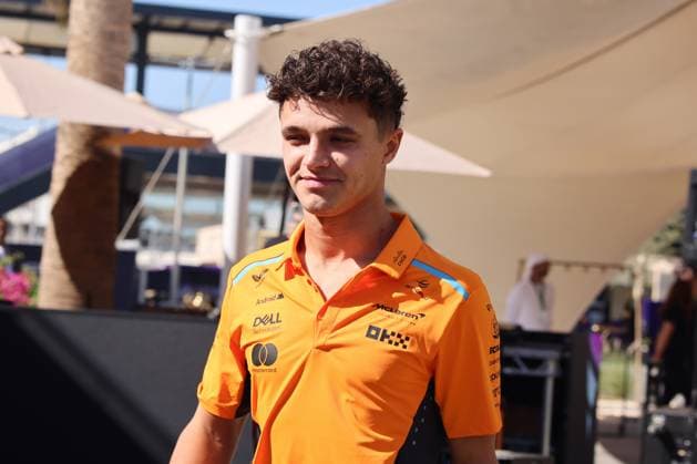 Lando Norris (McLaren Formula 1 Team, 04), ARE, Formel 1 Weltmeisterschaft, Abu Dhabi Grand Prix, Yas Marina Circuit, 08.12.2024 ARE, Formel 1 Weltmeisterschaft, Abu Dhabi Grand Prix, Vereinigte Arabische Emirate, Yas Marina Circuit, 08.12.2024 Abu Dhabi Copyright: xEibner-Pressefoto AnnikaxGrafx EP_AGF