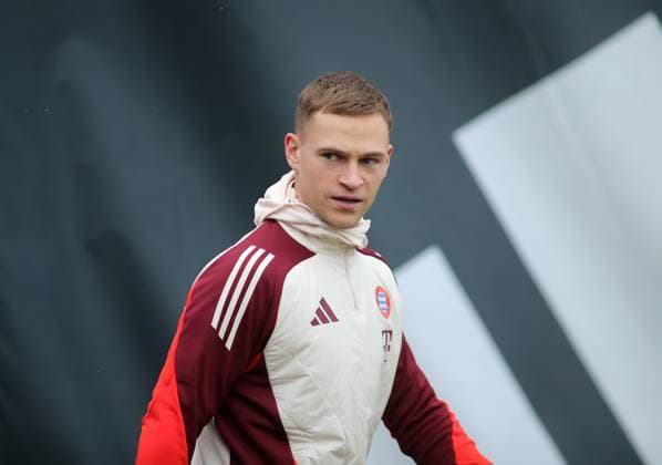 München, Deutschland, 09. Dezember 2024: Fussball, Herren, Saison 2024 2025, FC Bayern München, Säbener Strasse, Trainingsgelände, Abschlusstraining, Champions League Joshua Kimmich (FC Bayern München) Kopf, Oberkörper auf dem Weg zum Trainingsplatz, Blick nach rechts