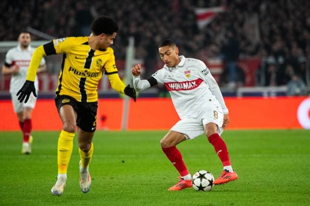 Enzo Millot (VfB Stuttgart, 08) am Ball, GER, VfB Stuttgart vs. BSC Young Boys Bern, Fussball, Herren, UEFA Champions League, 6. Spieltag, Spielzeit 2024 2025, 11.12.2024 GER, VfB Stuttgart vs. BSC Young Boys Bern, Fussball, Herren, UEFA Champions League, 6. Spieltag, Spielzeit 2024 2025, 11.12.2024 Stuttgart Copyright: xEibner-Pressefoto Memmlerx EP_MMR