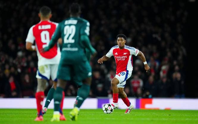 Myles Lewis-Skelly of Arsenal Arsenal v Monaco, UEFA Champions League, Group Stage, Football, Emirates Stadium, London, UK - 11 Dec 2024 EDITORIAL USE ONLY No use with unauthorised audio, video, data, fixture lists, club league logos or live services. Online in-match use limited to 120 images, no video emulation. No use in betting, games or single club league player publications. Copyright: xJavierxGarcia Shutterstockx 14984979ee