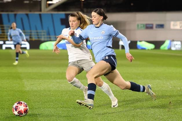 Lily Murphy of Manchester City and Sarah Mattner-Trembleau of St. Pölten Manchester City Women v St Polten Women, UEFA Women s Champions League, Group D, Football, Joie Stadium , Manchester, UK, 12 Dec 2024 EDITORIAL USE ONLY No use with unauthorised audio, video, data, fixture lists, club league logos or live services. Online in-match use limited to 120 images, no video emulation. No use in betting, games or single club league player publications. Copyright: xPaulxCurrie Shutterstockx 14985241o
