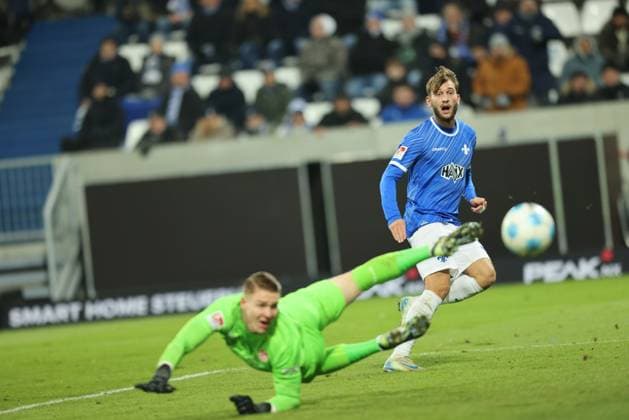 GER, Darmstadt, SV Darmstadt 98 vs 1. FC Kaiserlautern, 2. Bundesliga, Fussball, DFB, Spielzeit 2024 2025, Merck-Stadion am Böllenfalltor, 16. Spieltag, im Bild: Kilian Corredor (SV Darmstadt 98) erzielt das 1:0 DFB DFL REGULATIONS PROHIBIT ANY USE OF PHOTOGRAPHS AS IMAGE SEQUENCES AND OR QUASI-VIDEO, 14.12.2024,